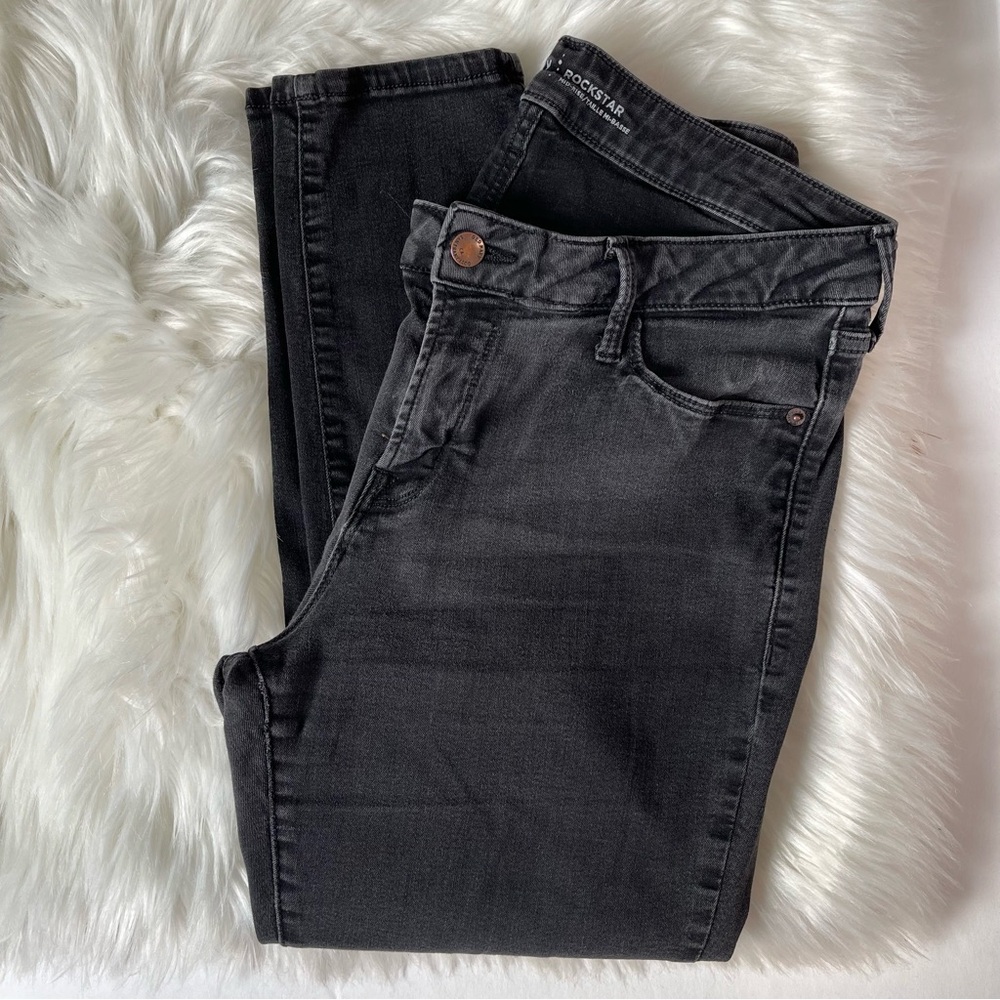 Old Navy rockstar black jeans Mid Rise Sz 14